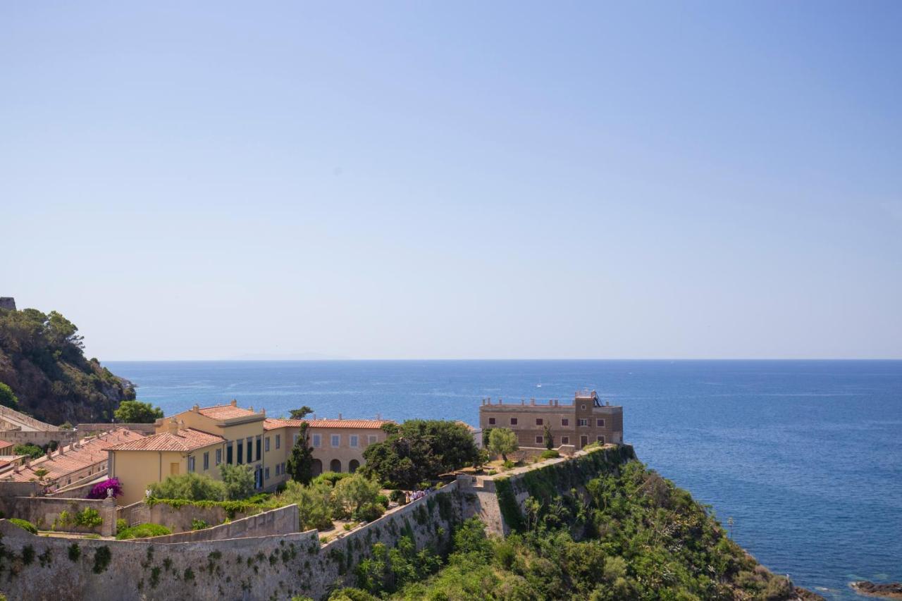 Helloelba Appartamento Il Faro Portoferraio Ngoại thất bức ảnh